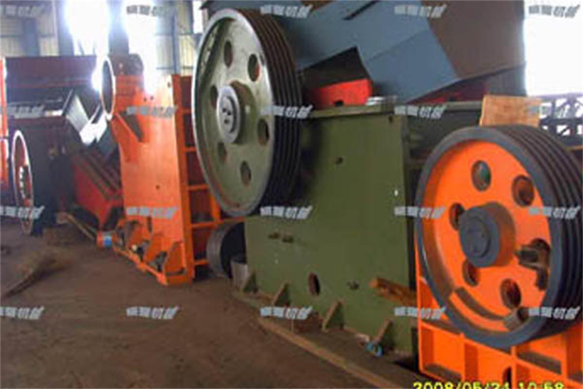 顎破(鄂式破碎機)